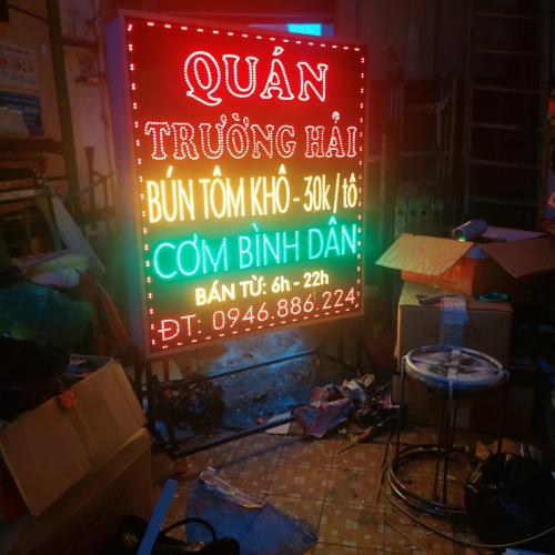 Hộp đèn led ruồi