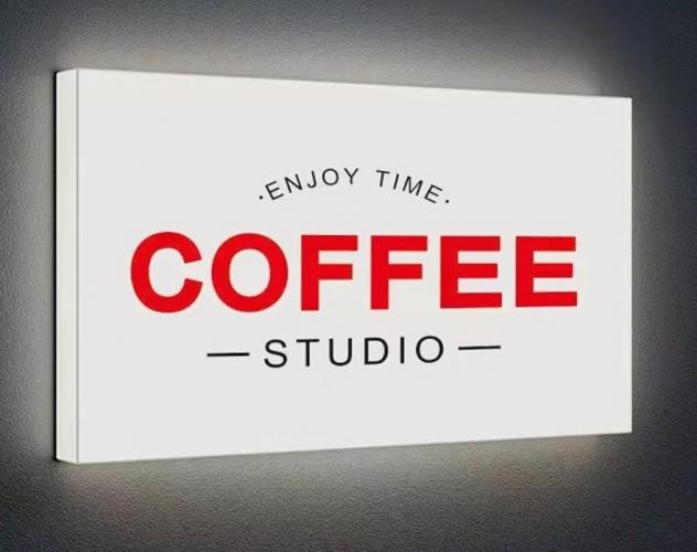 Hộp đèn mica ốp tường, nội dung in UV sang trọng, Hộp đèn mica sáng full mặt và ... - Quảng Cáo Ad Shop