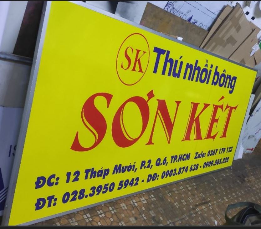 Bảng bạt hiflex không đèn, Bạt hiflex căn khung sắt, viền nẹp nhôm. Giá có thể t... - 3D Quảng Cáo CN3