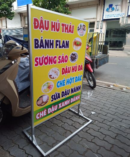Bảng bạt hiflex - 2 mặt - có chân, Chiều cao chưa bao gồm chiều cao của chân... - 3D Quảng Cáo