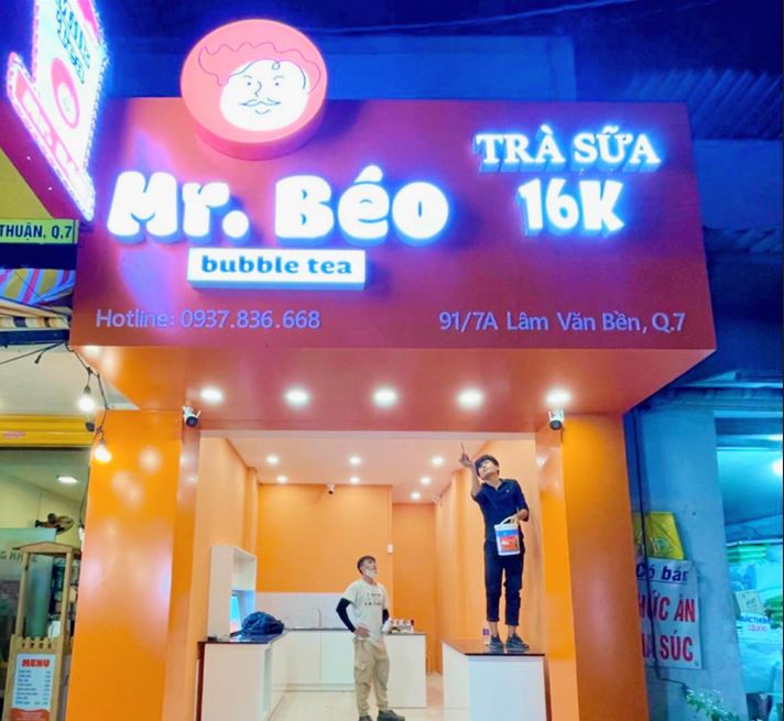 Bảng hiệu alu, chữ mica có đèn.