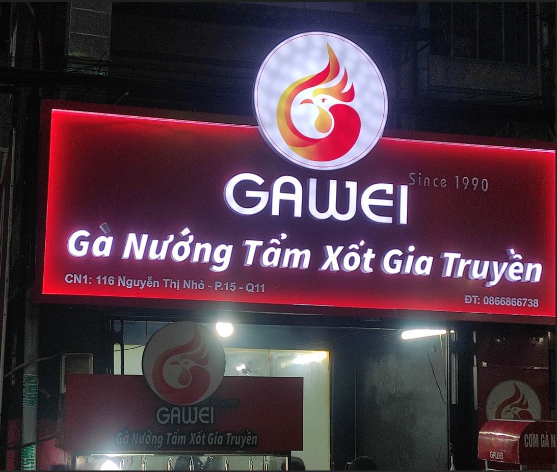 Bảng hiệu alu chữ mica có đèn, có viền led