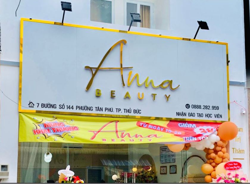 Bảng hiệu alu chữ mica - lắp đèn pha