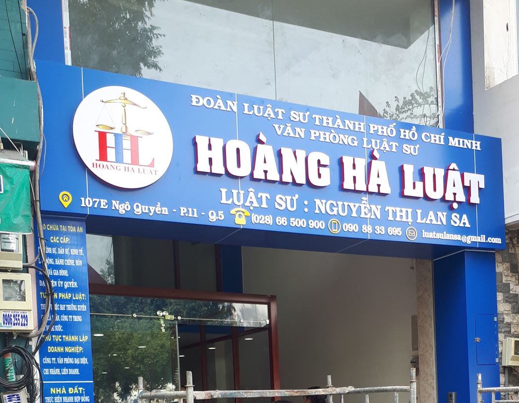 Bảng hiệu alu, nội dung chữ mica không sáng đèn., Nền bảng hiệu bằng mica xanh, ... - 3D Quảng Cáo CN3