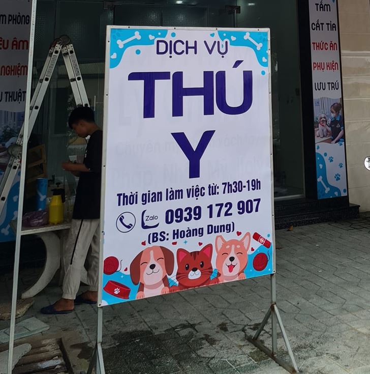 bảng hiệu bạt có chân đứng 2 mặt giá rẻ