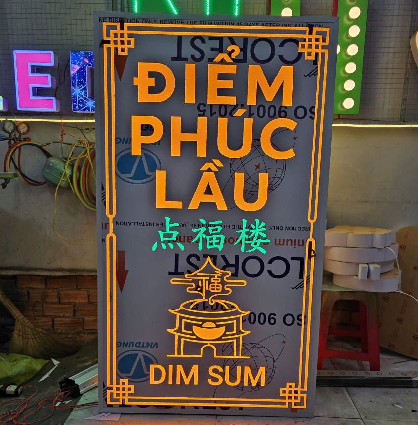 Bảng Hiệu Nhà Hàng Dim Sum – Hộp Đèn Chữ Mica Nổi Sang Trọng, Đẳng Cấp