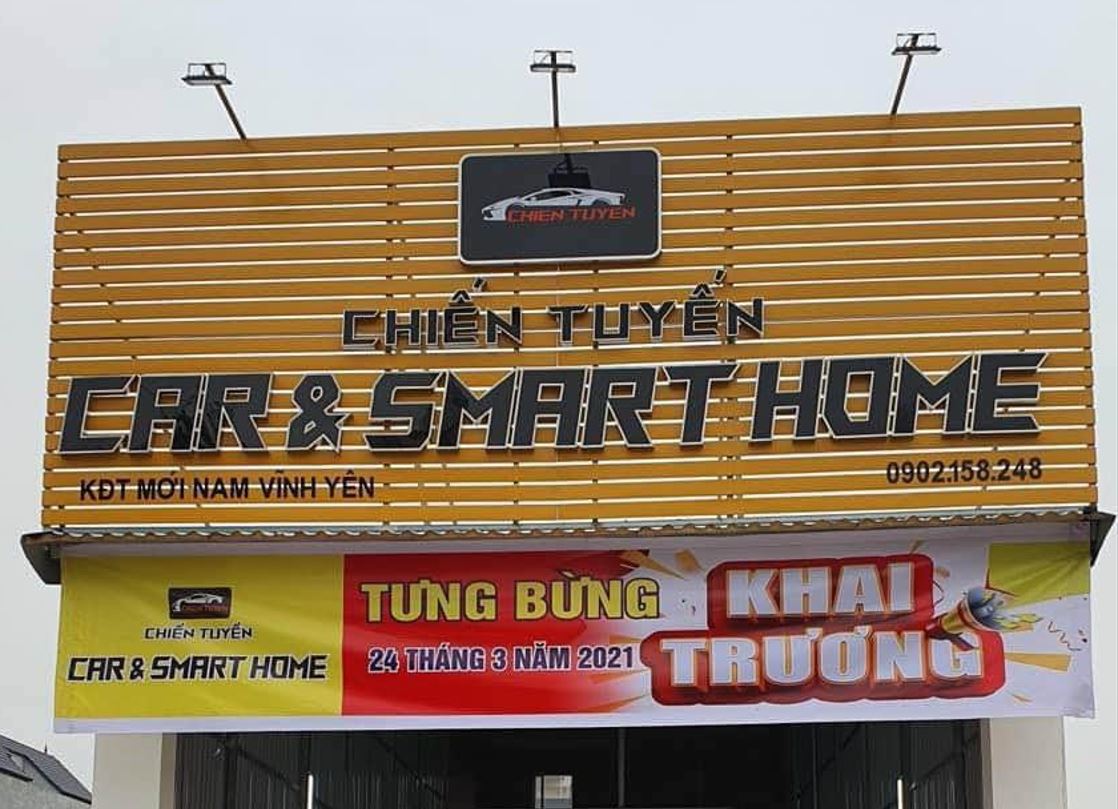 bảng hiệu thanh lam tôn chiếu sáng bằng đèn pha điện, Làm bảng hiệu nền bằng tha... - Quảng Cáo Ad Shop