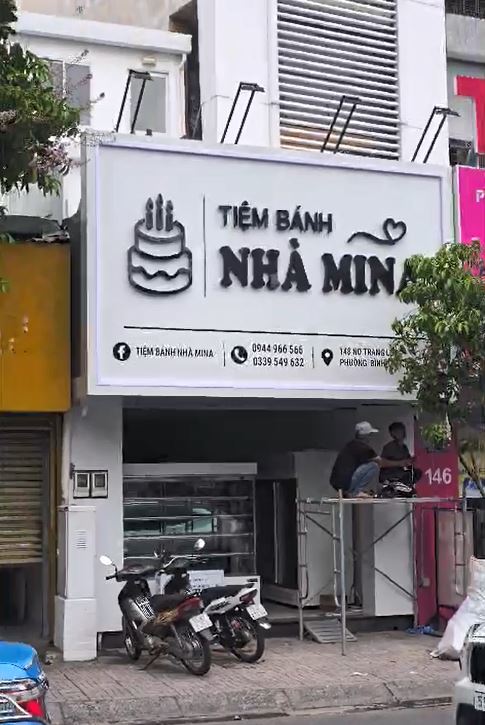 🥐✨ BẢNG HIỆU TIỆM BÁNH CHỮ NỔI ĐÈN SÁNG CHÂN – TẠO DẤU ẤN NGAY TỪ CÁI NHÌN ĐẦU T... - Quảng Cáo Ad Shop