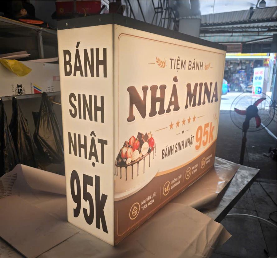 BẢNG HIỆU TIỆM BÁNH HỘP ĐÈN LIGHTBOX SÁNG CÁC MẶT – THU HÚT MỌI ÁNH NHÌN, NÂNG T... - Quảng Cáo Ad Shop