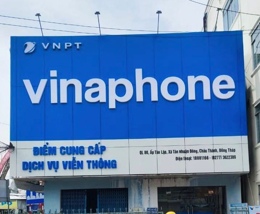 biển hiệu alu chữ mica không đèn, lắp đèn pha điện, Nền bảng hiệu bằng alu xanh ... - Quảng Cáo Ad Shop
