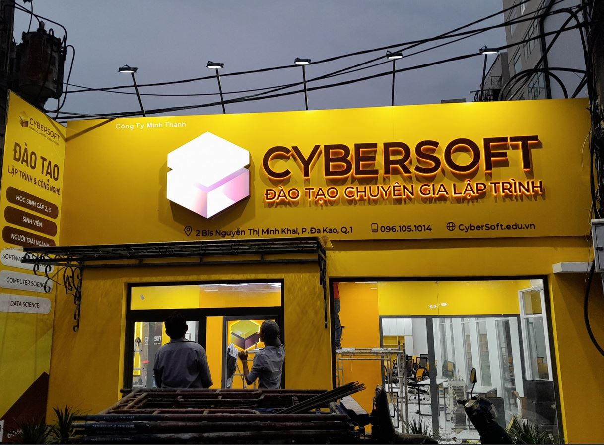 Biển hiệu alu, nền chữ alu có đèn sáng hông sang trọng, Nền biển hiệu bằng alu v... - Quảng Cáo Ad Shop