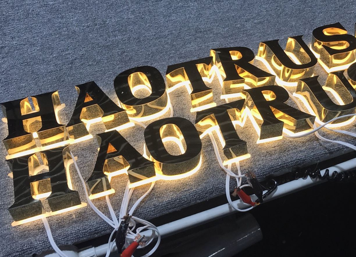 Chữ Inox nổi khối đèn sáng chân đế mica, Chữ inox 304 nguyên khối, hông 30mm. Đế... - 3D Quảng Cáo