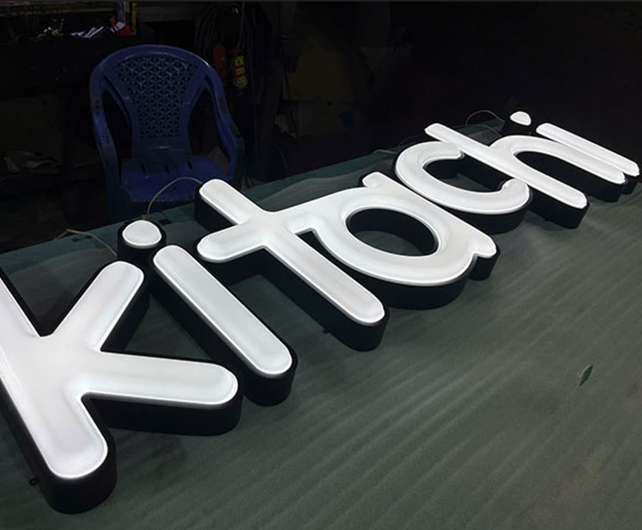 chữ mica trắng hút nổi đèn sáng mặt