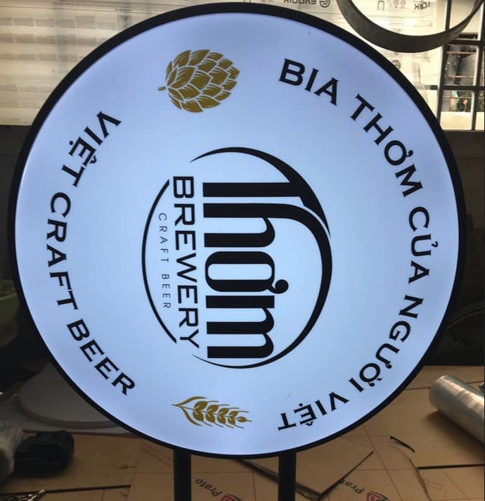 Hộp đèn mica dán decal, Hộp Đ&egrave;n Mica D&aacute;n Decal &ndash; Giải Ph&aac... - Quảng Cáo Ad Shop