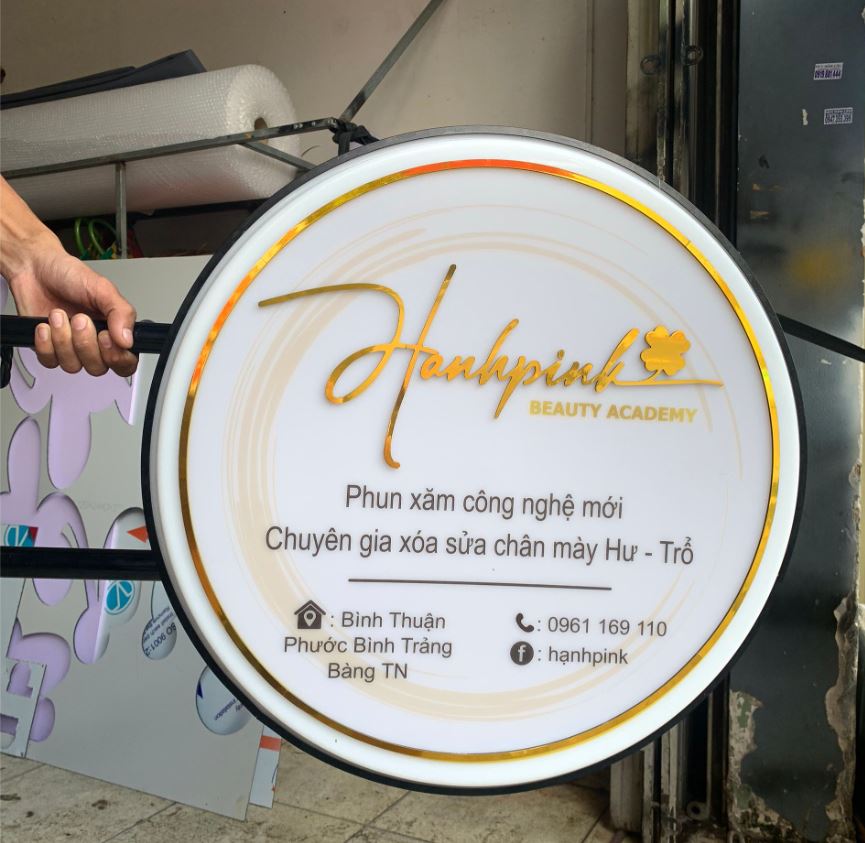 Hộp đèn mica hút nổi tròn dán decal