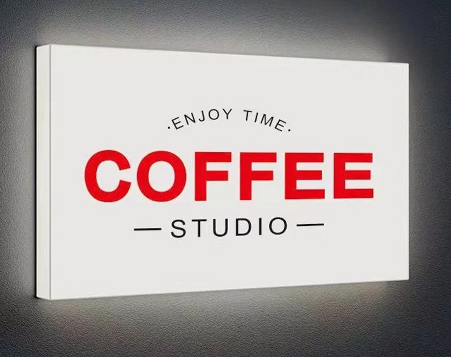 Hộp đèn mica ốp tường, nội dung in UV sang trọng