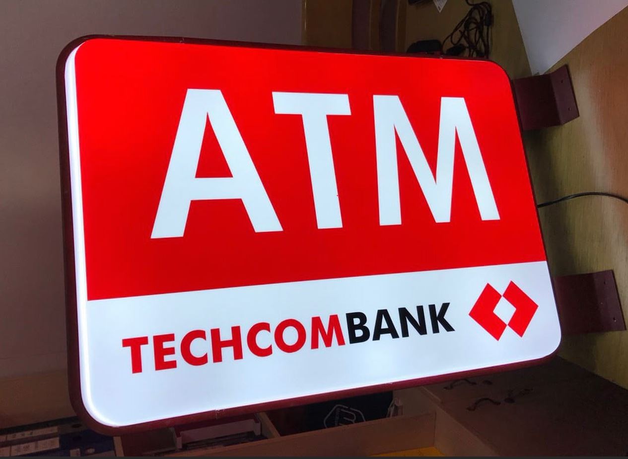 Hộp đèn vẫy mica hút nổi chủ nhật, nội dung dán decal 2 mặt